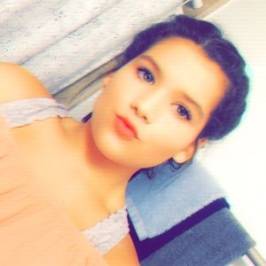 Meet your Posher, Abigail